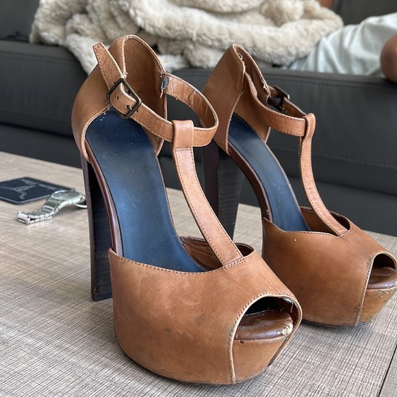 Steve Madden Heels - Picture 3 of 5